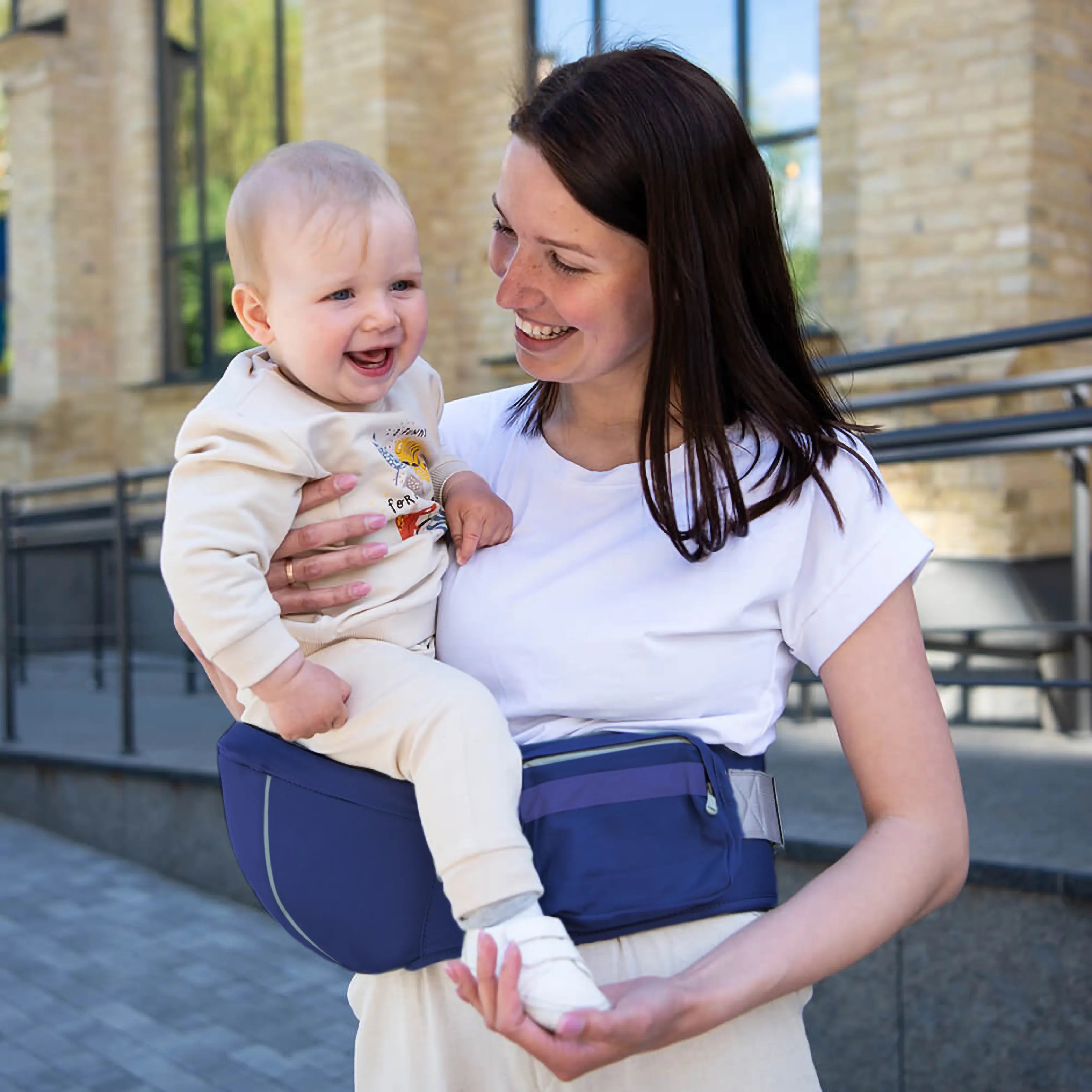 BabyCarrier™ 2.0 - Komfortable Baby-Hüfttrage